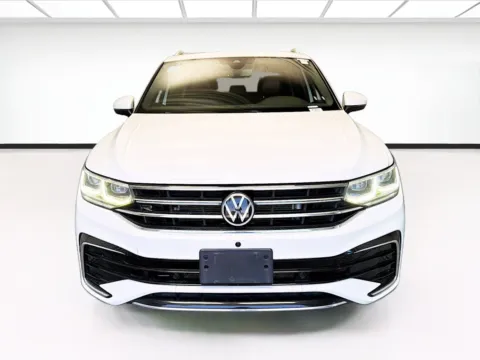 Photos of 2022 Volkswagen Tiguan 2.0T SEL R-Line for sale in Montclair, CA at STG Montclair