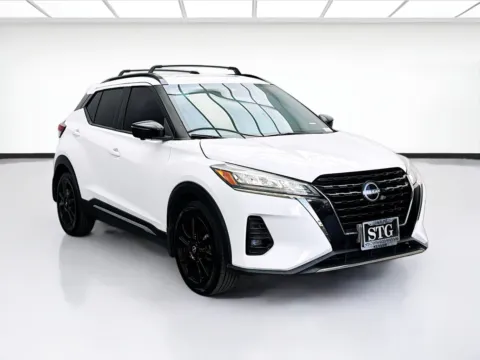 Another view of 2022 Nissan Kicks SR for sale in Montclair, CA at STG Montclair