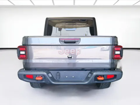 More photos of 2022 Jeep Gladiator Mojave at STG Montclair, CA