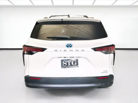 More photos of 2021 Toyota Sienna XLE 7 Passenger at STG Montclair, CA