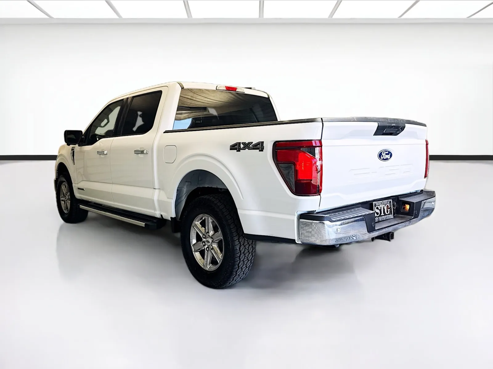 Ford F-150 photo 6