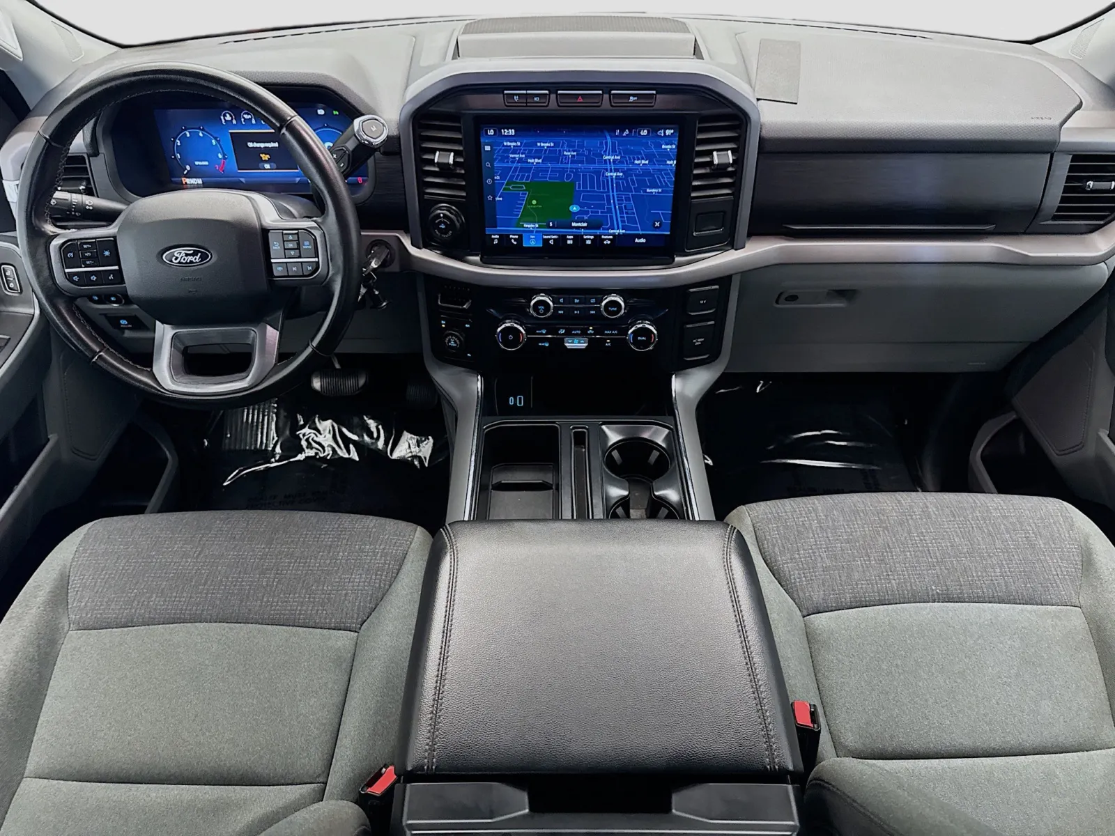 Ford F-150 photo 14
