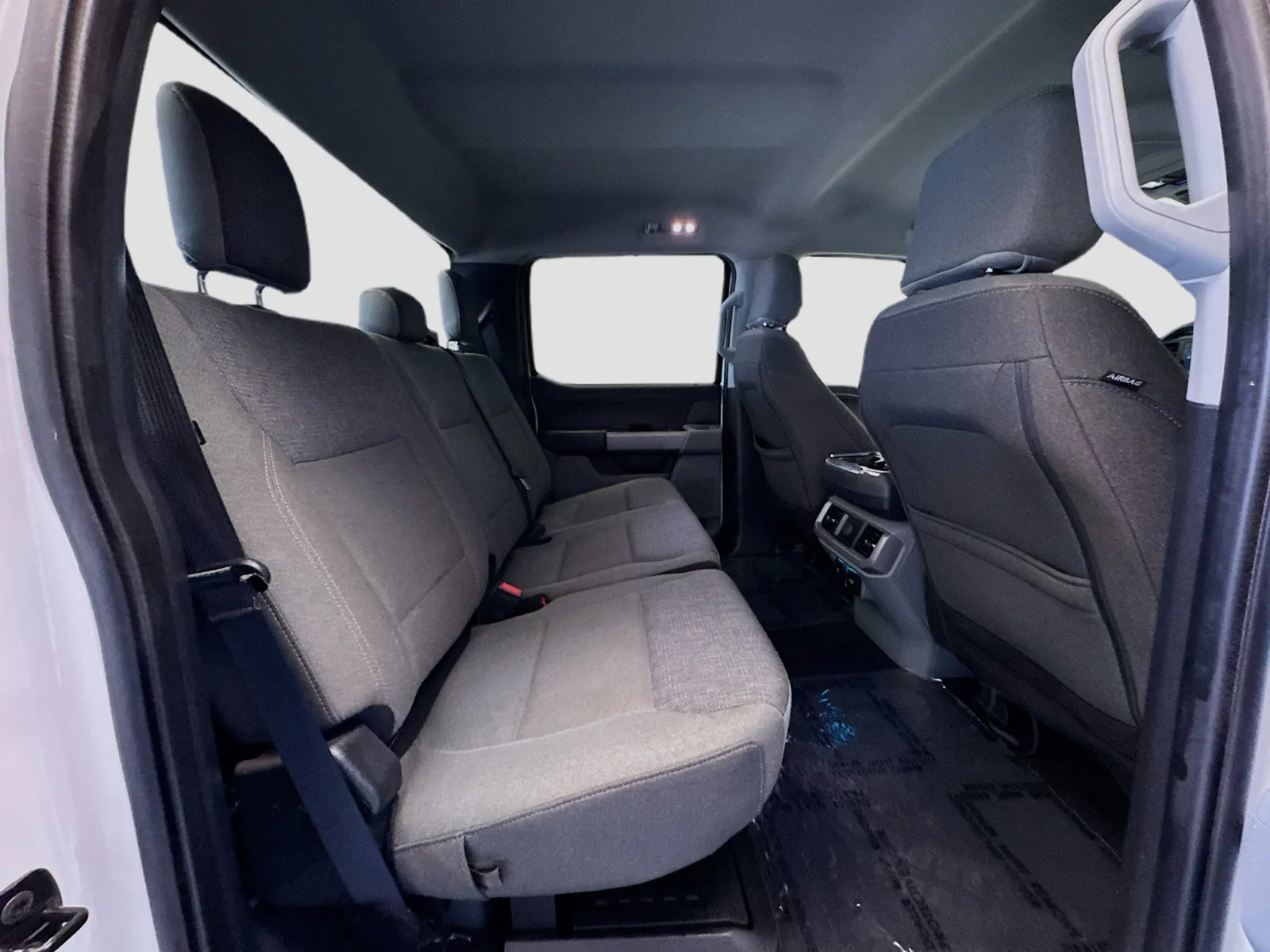 Ford F-150 photo 18