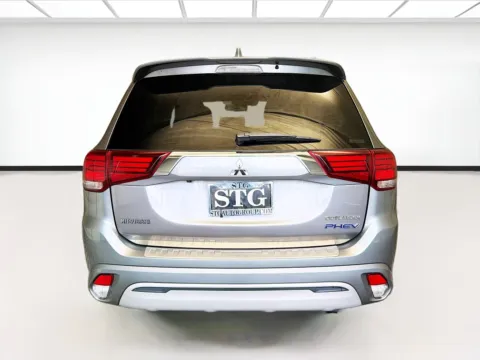 More photos of 2019 Mitsubishi Outlander PHEV GT at STG Montclair, CA