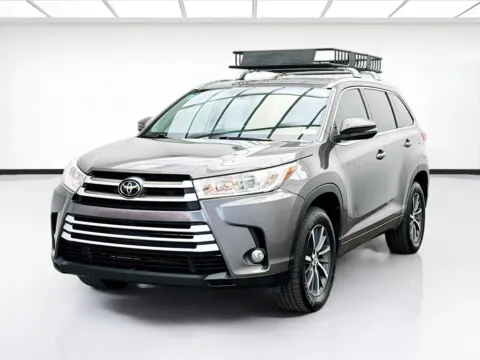 Gray 2018 Toyota Highlander XLE for sale in Montclair, CA
