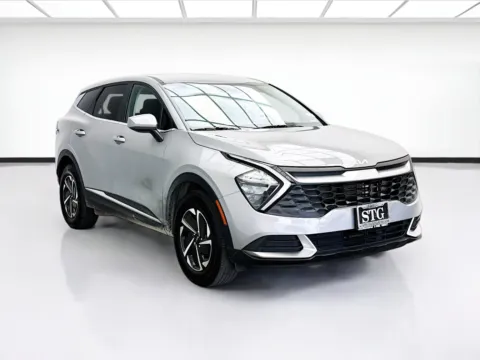 Another view of 2023 Kia Sportage Hybrid LX for sale in Montclair, CA at STG Montclair