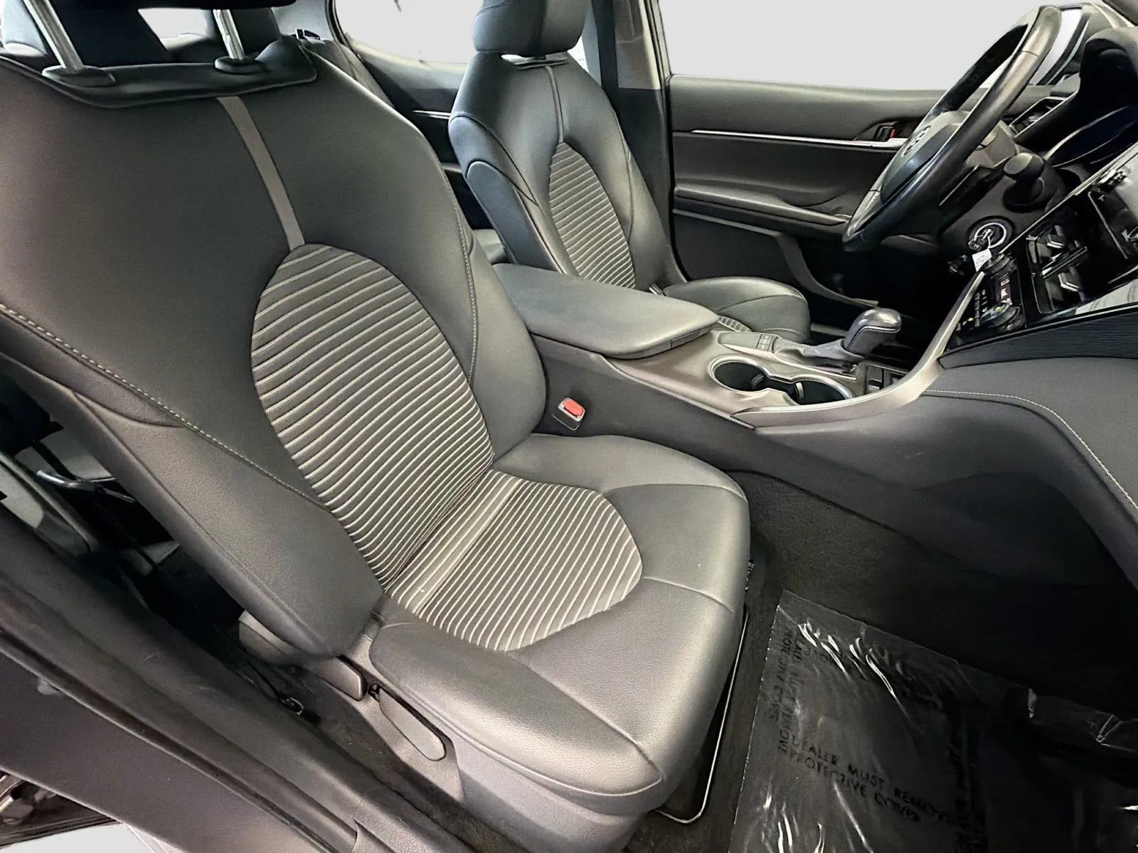 Toyota Camry photo 15