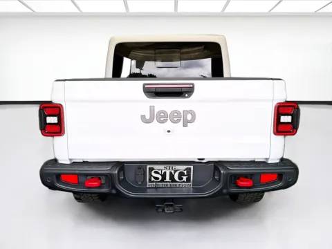 More photos of 2020 Jeep Gladiator Rubicon at STG Montclair, CA