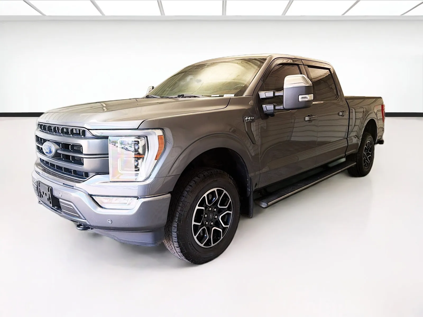 2022 Ford F-150 Lariat 4x4 SuperCrew 5-1/2 Box's photo