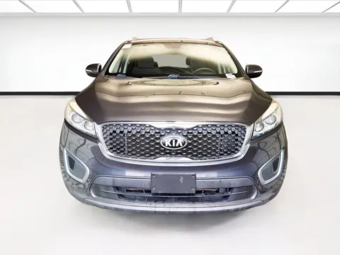 Photos of 2018 Kia Sorento LX for sale in Montclair, CA at STG Montclair