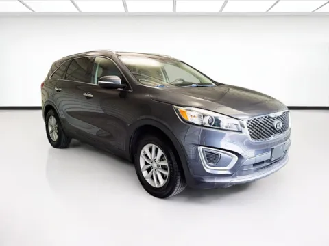 Another view of 2018 Kia Sorento LX for sale in Montclair, CA at STG Montclair