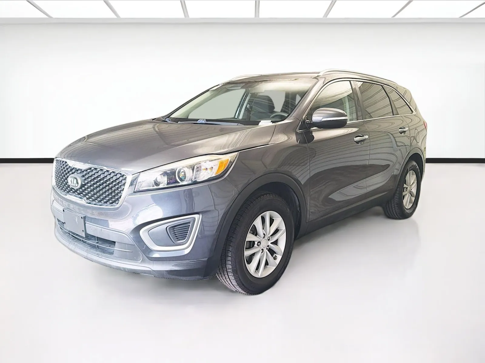 Gray 2018 Kia Sorento LX for sale in Montclair, CA