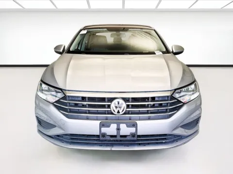 Photos of 2020 Volkswagen Jetta 1.4T SE for sale in Montclair, CA at STG Montclair
