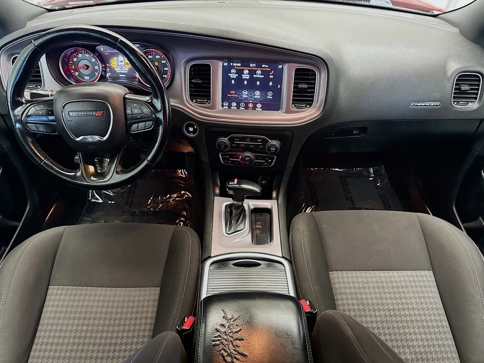 Dodge Charger photo 14