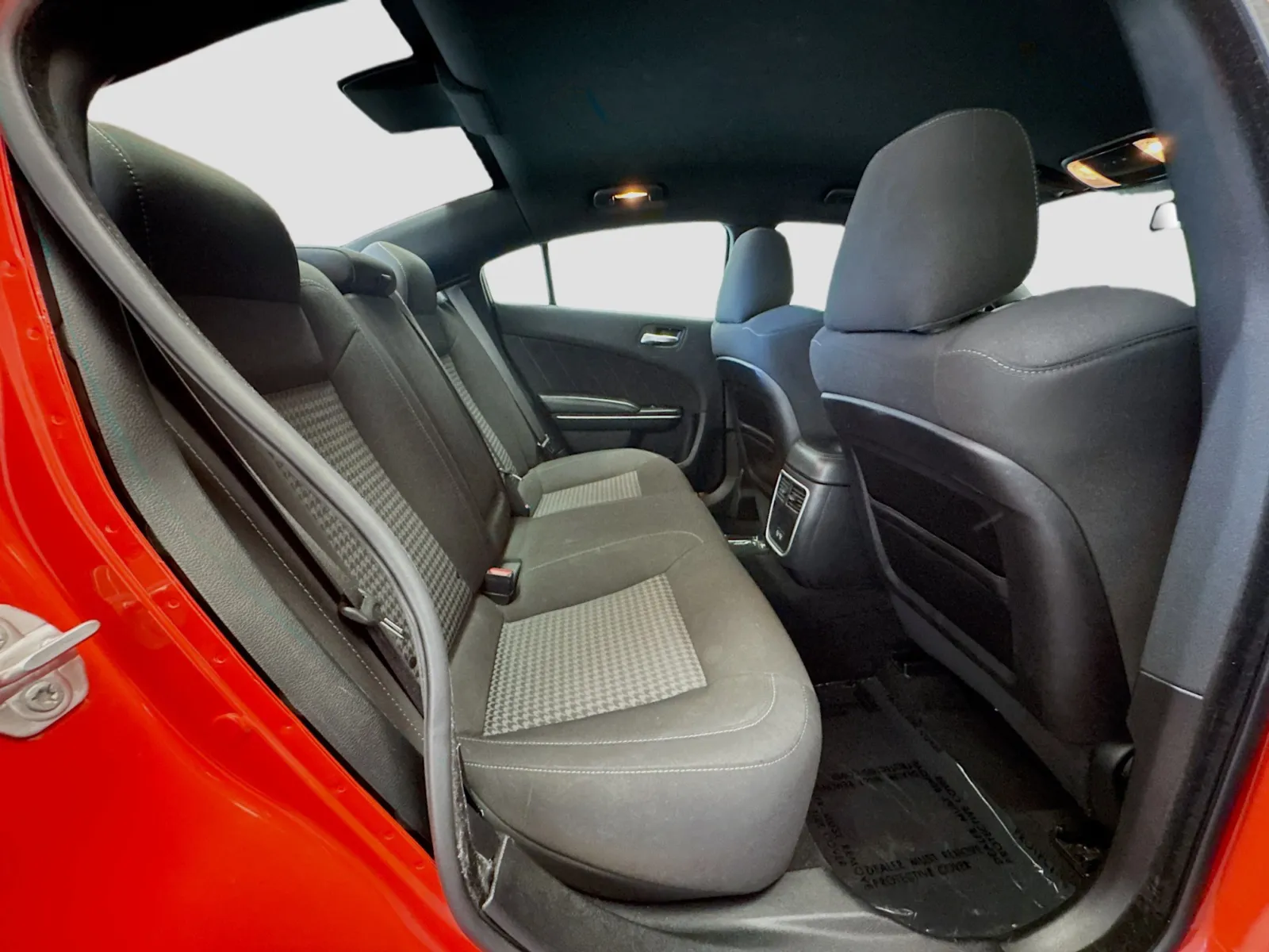 Dodge Charger photo 17