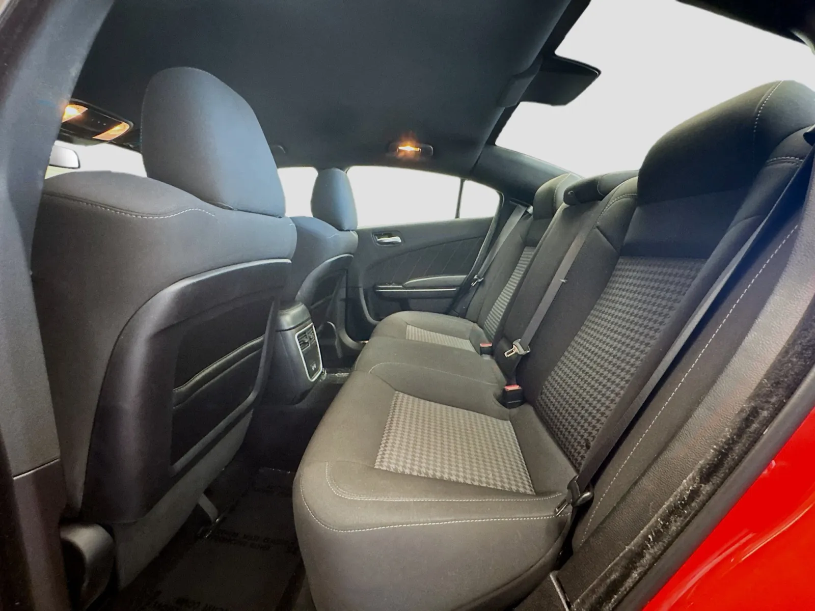 Dodge Charger photo 15