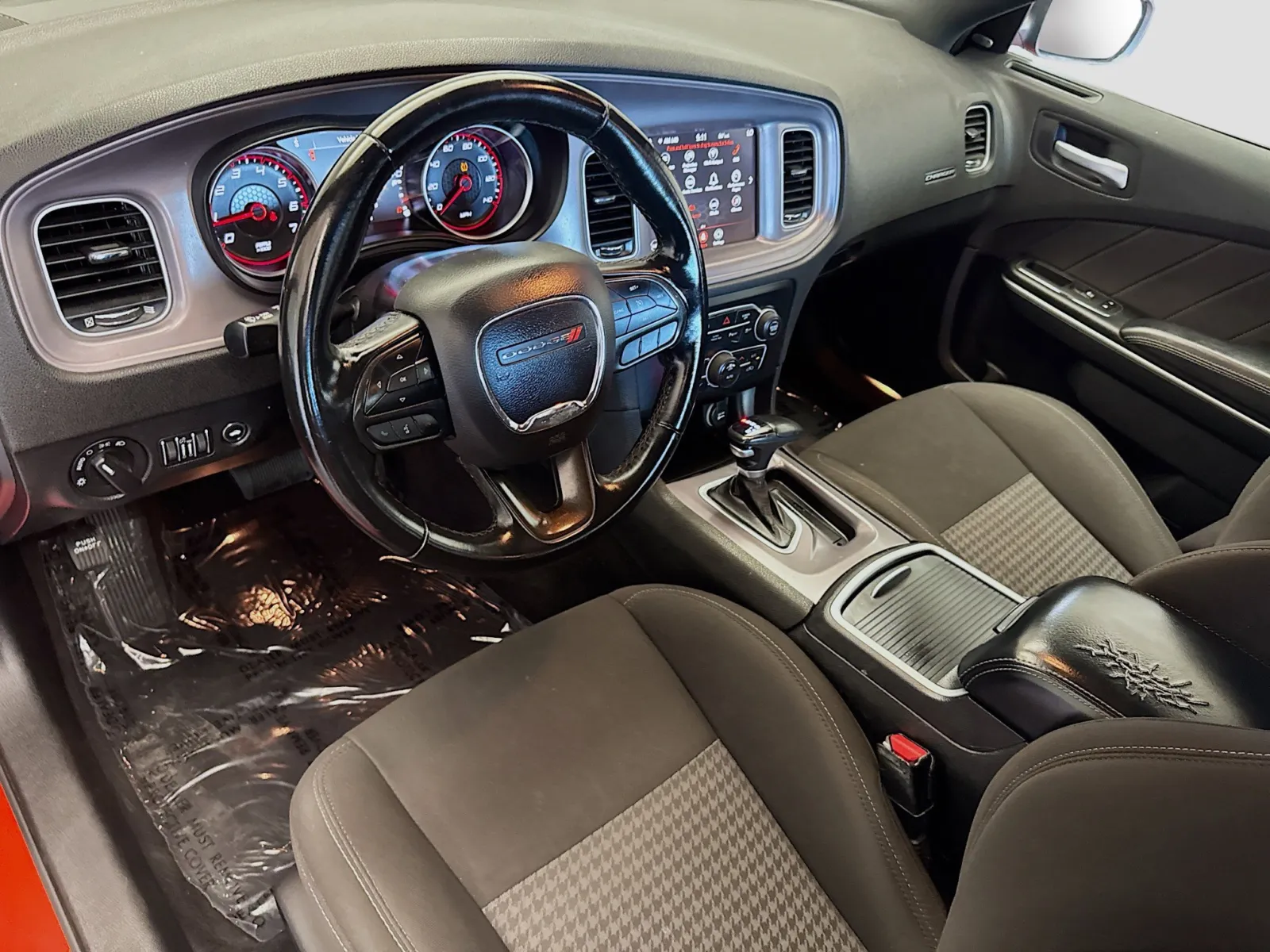 Dodge Charger photo 7