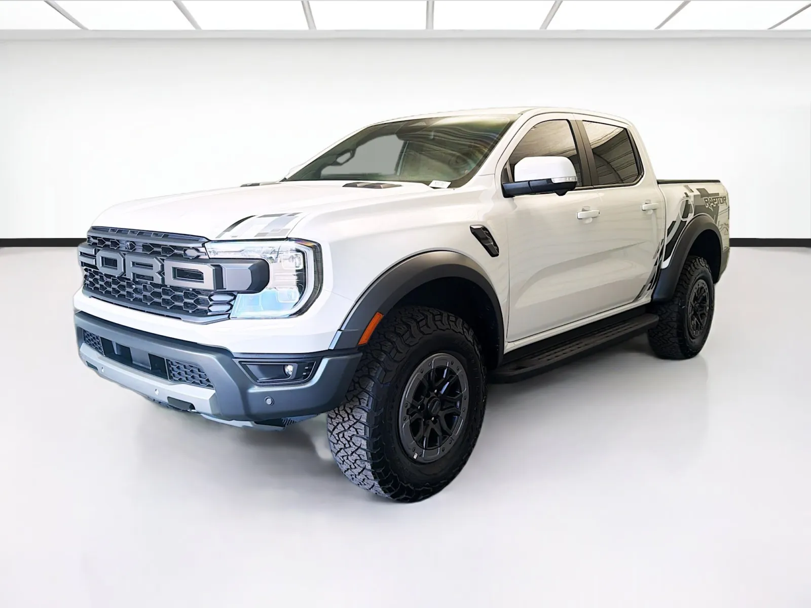 2025 Ford Ranger Raptor 4x4 SuperCrew 5' Box's photo