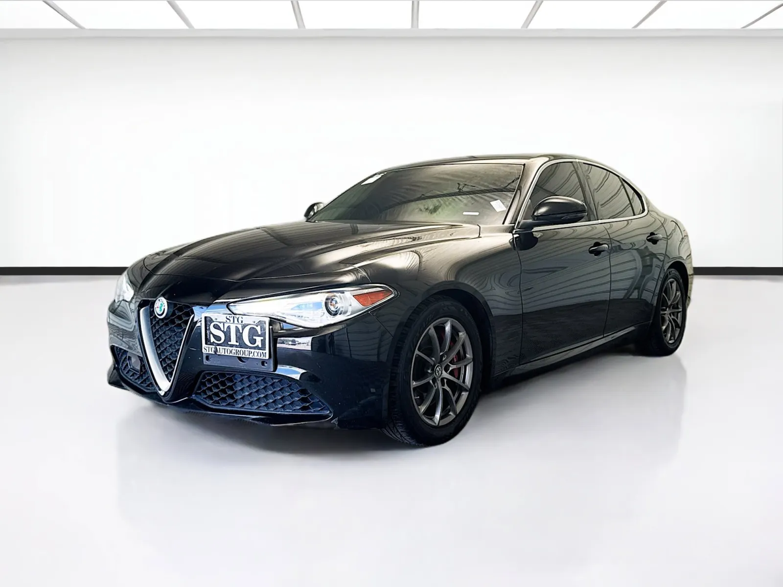Black 2018 Alfa Romeo Giulia for sale in Montclair, CA