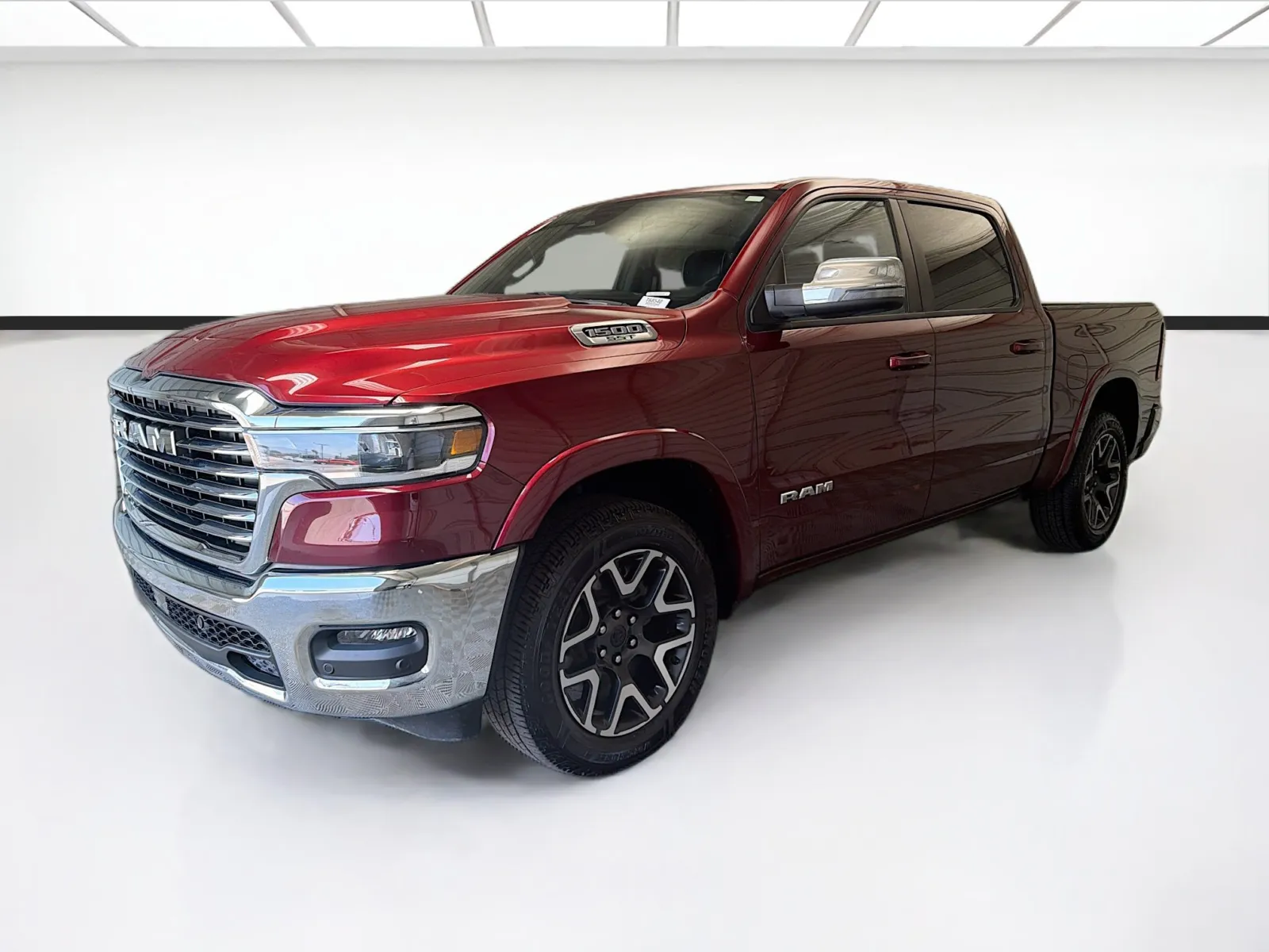 2025 RAM 1500 Laramie 4x4 Crew Cab 5'7's photo