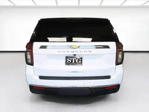 More photos of 2022 Chevrolet Suburban LT at STG Montclair, CA
