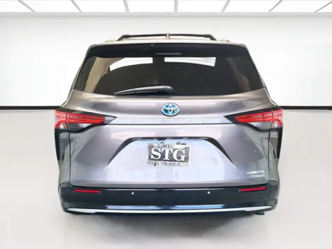 More photos of 2024 Toyota Sienna Limited 7 Passenger at STG Montclair, CA