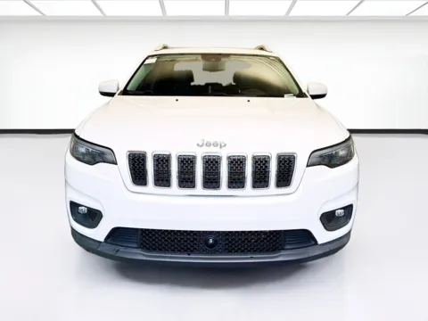 Photos of 2021 Jeep Cherokee Latitude Lux for sale in Montclair, CA at STG Montclair