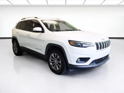 Another view of 2021 Jeep Cherokee Latitude Lux for sale in Montclair, CA at STG Montclair