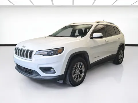 White 2021 Jeep Cherokee Latitude Lux for sale in Montclair, CA