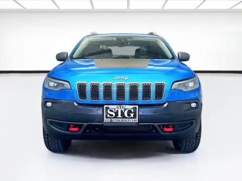 Photos of 2020 Jeep Cherokee Trailhawk Elite W/TECHNOLOGY NAVIGATION & FULL SUN for sale in Montclair, CA at STG Montclair