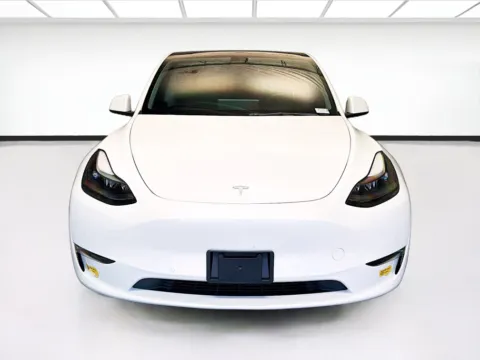 Photos of 2022 Tesla Model Y Performance for sale in Montclair, CA at STG Montclair