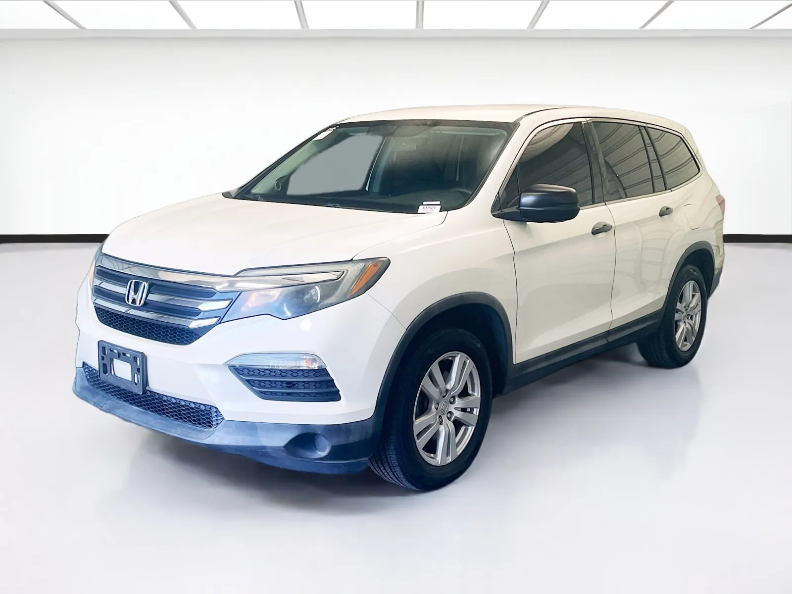 White 2017 Honda Pilot LX for sale in Montclair, CA