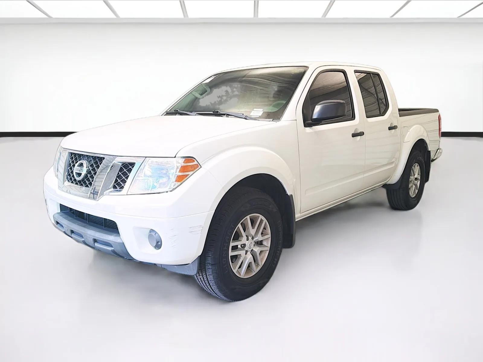 White 2018 Nissan Frontier SV for sale in Montclair, CA