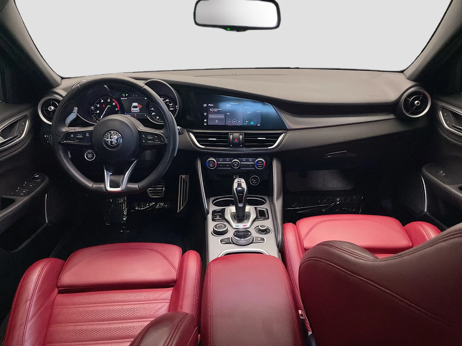 Alfa Romeo Giulia photo 15