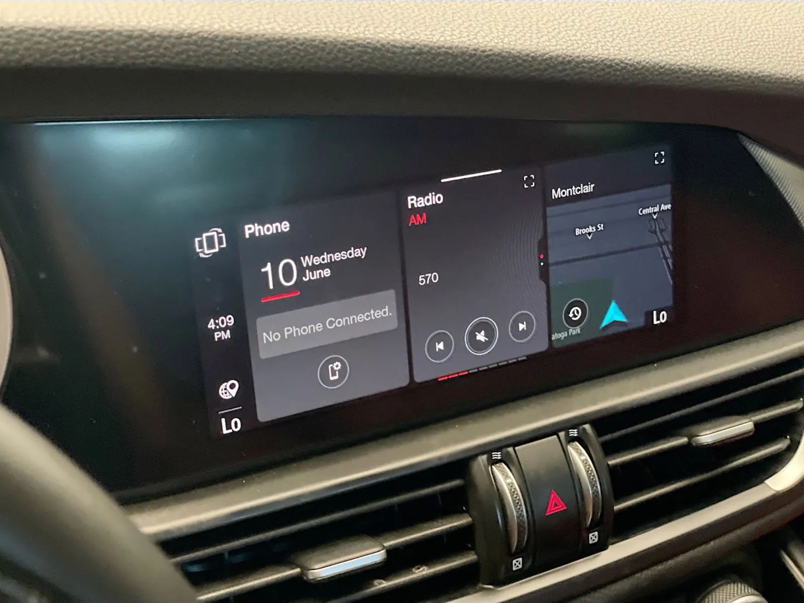 Alfa Romeo Giulia photo 11
