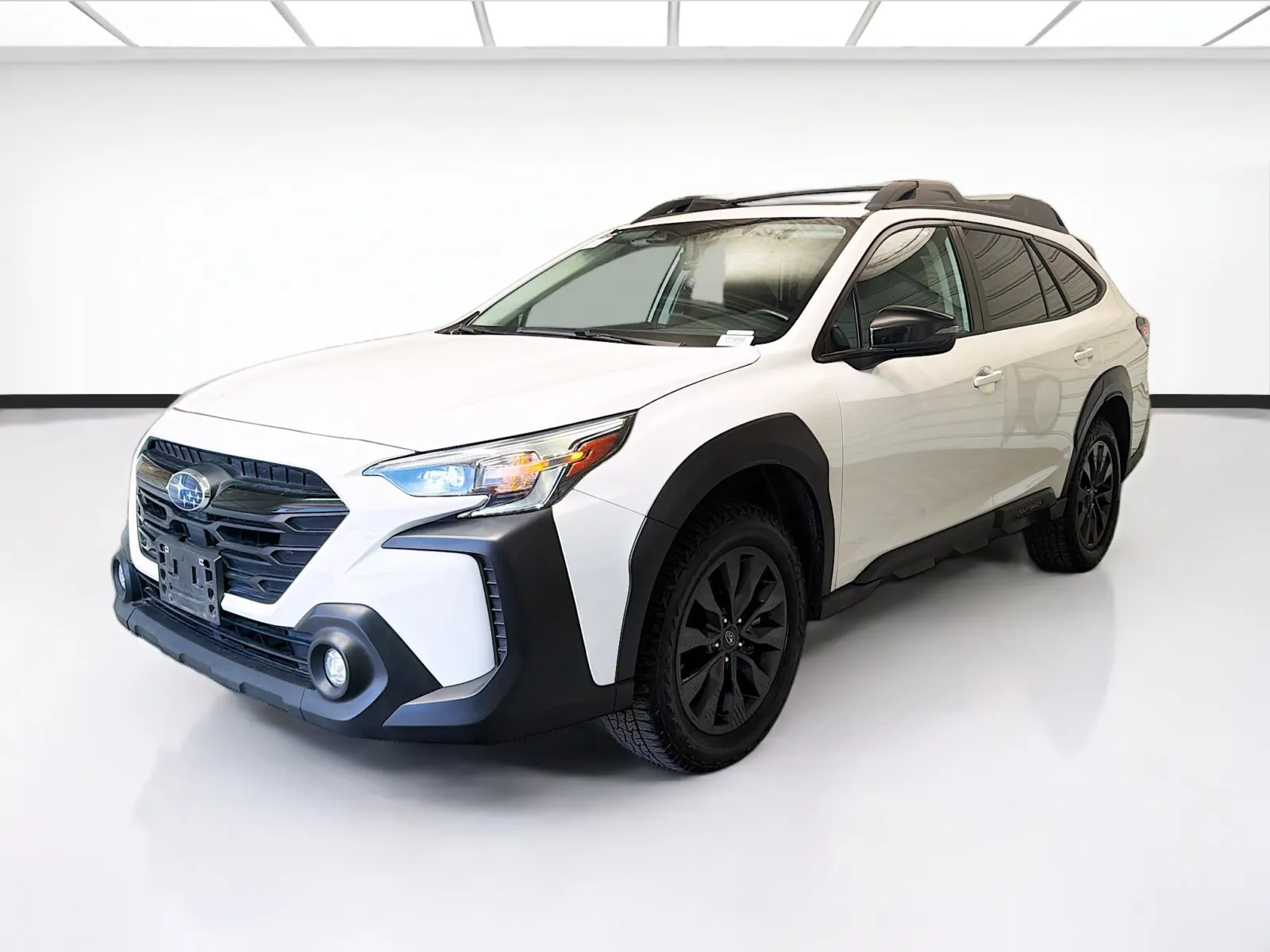 White 2023 Subaru Outback Onyx Edition for sale in Montclair, CA