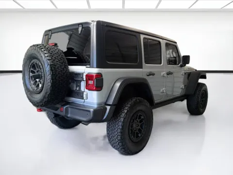 More photos of 2022 Jeep Wrangler Unlimited Rubicon at STG Montclair, CA