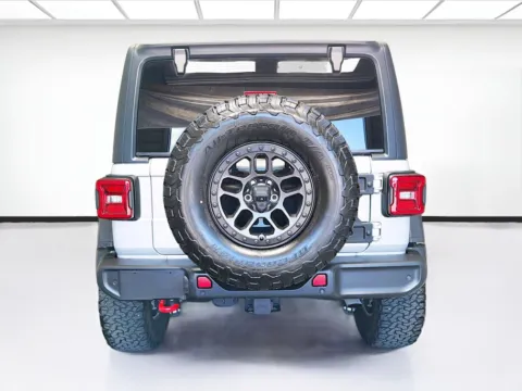 More photos of 2022 Jeep Wrangler Unlimited Rubicon at STG Montclair, CA