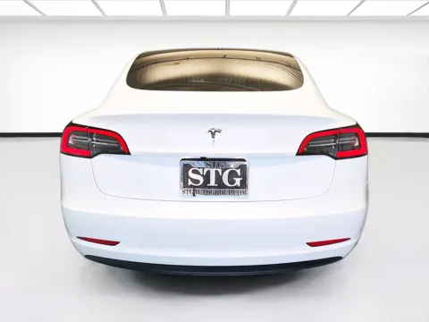 More photos of 2020 Tesla Model 3 Standard Range Plus at STG Montclair, CA