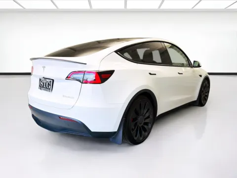 More photos of 2022 Tesla Model Y Performance at STG Montclair, CA