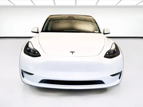 Photos of 2022 Tesla Model Y Performance for sale in Montclair, CA at STG Montclair