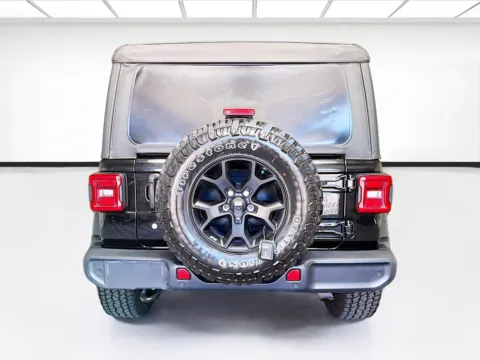 More photos of 2020 Jeep Wrangler Unlimited Willys at STG Montclair, CA