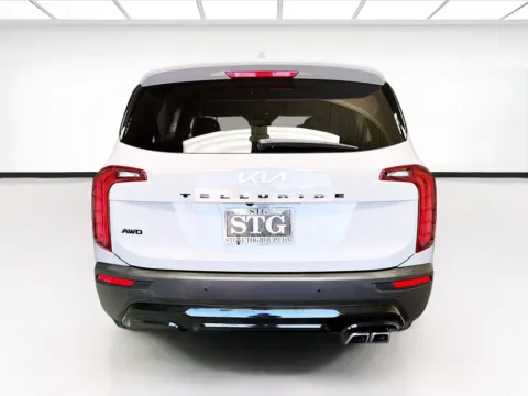 More photos of 2022 Kia Telluride EX at STG Montclair, CA