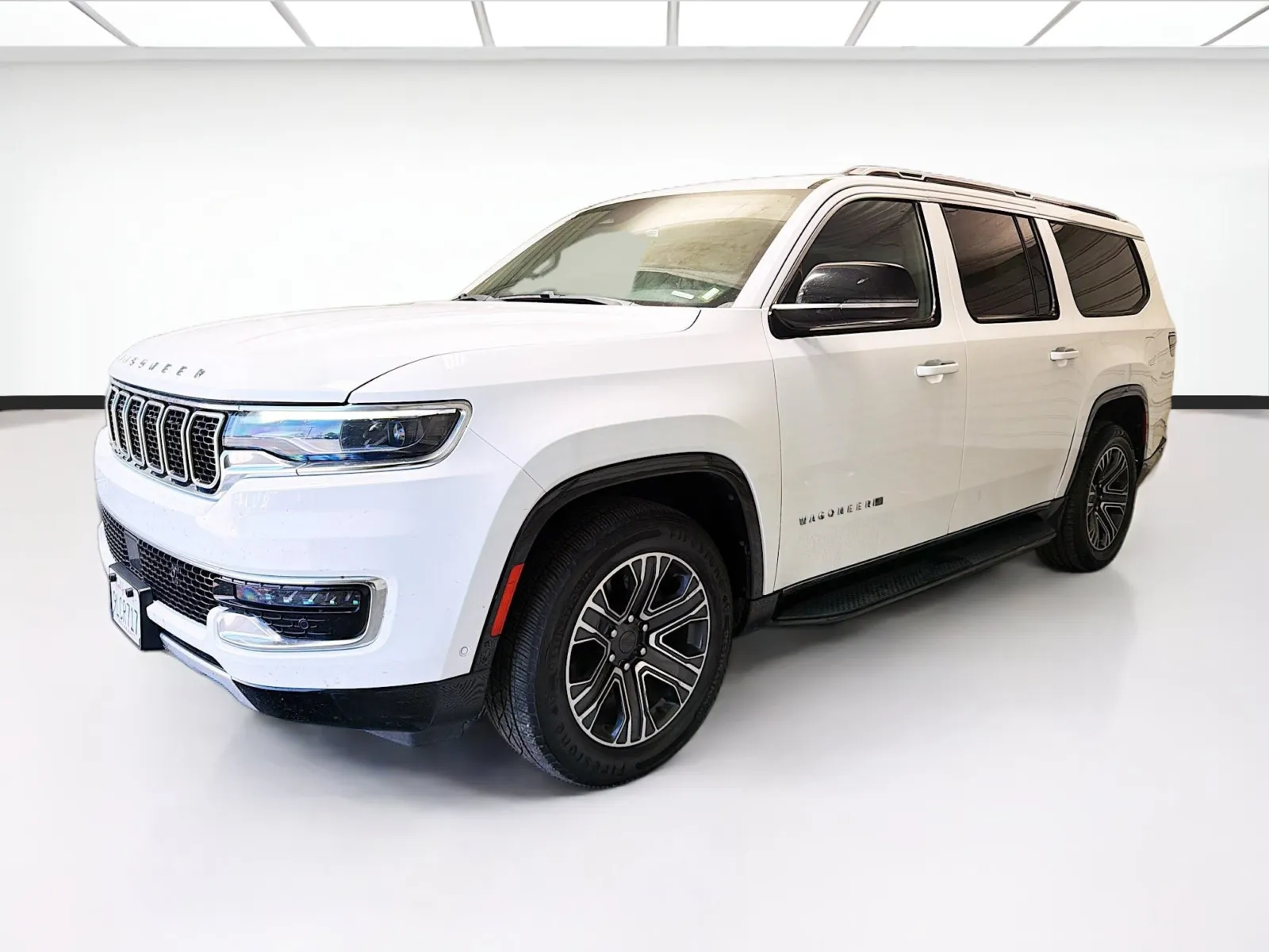 2024 Jeep Wagoneer L's photo