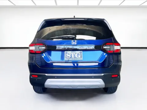 More photos of 2024 Honda Pilot EX-L 8 Passenger at STG Montclair, CA