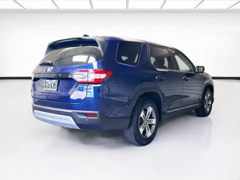 More photos of 2024 Honda Pilot EX-L 8 Passenger at STG Montclair, CA