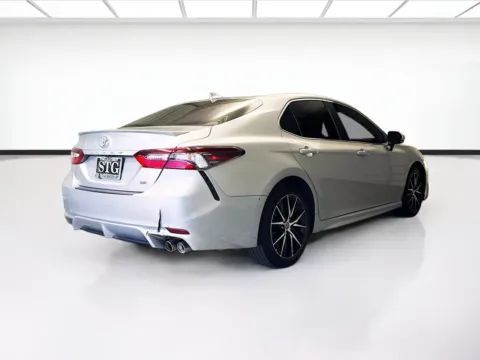 More photos of 2021 Toyota Camry SE at STG Montclair, CA