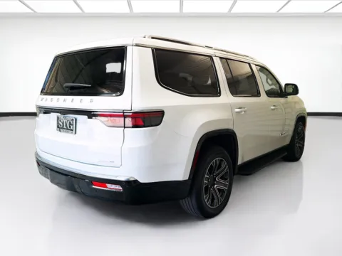 More photos of 2024 Jeep Wagoneer Series II at STG Montclair, CA