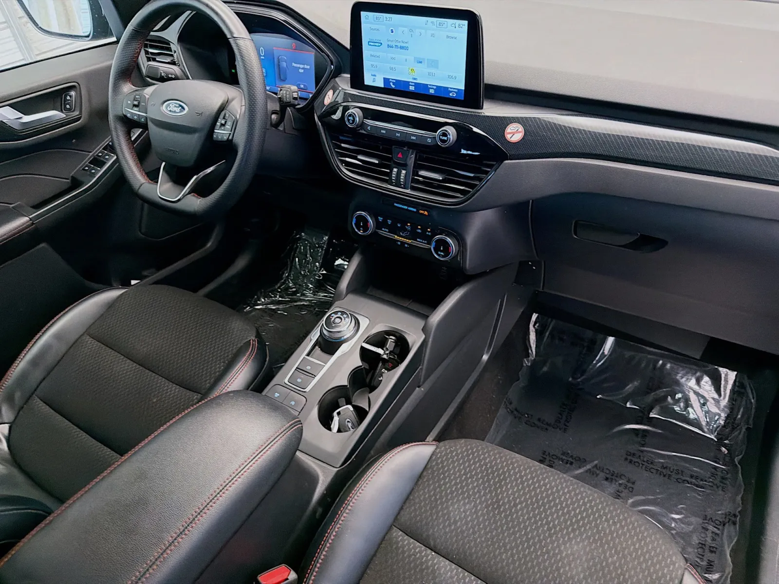 Ford Escape photo 12