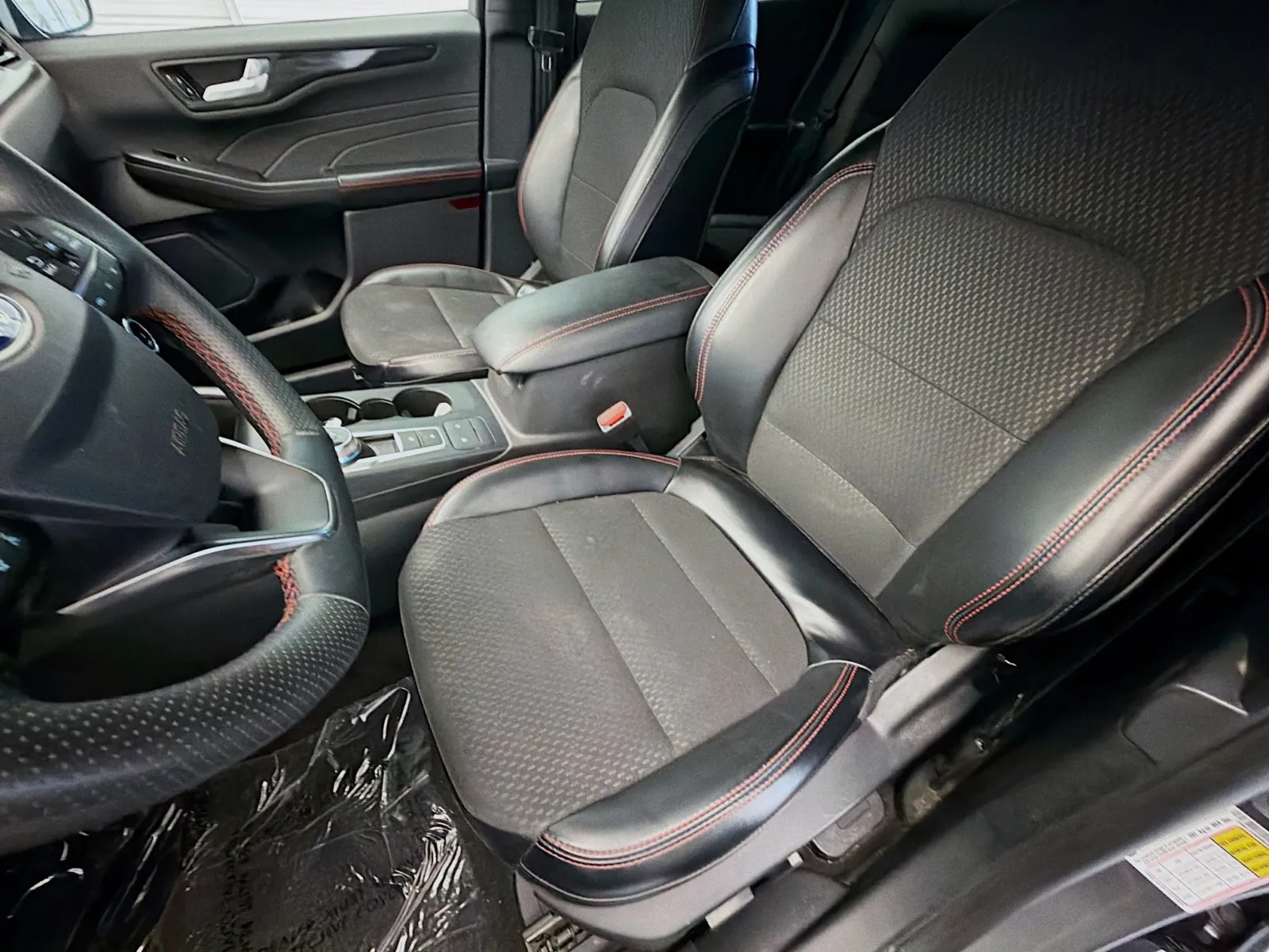 Ford Escape photo 11